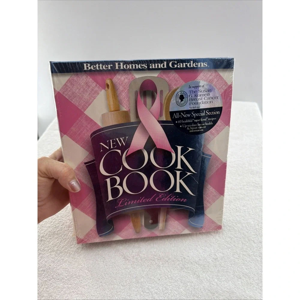 Better Homes & Gardens New Cookbook Limited Edition Pink 2005 Ring Bound Sealed